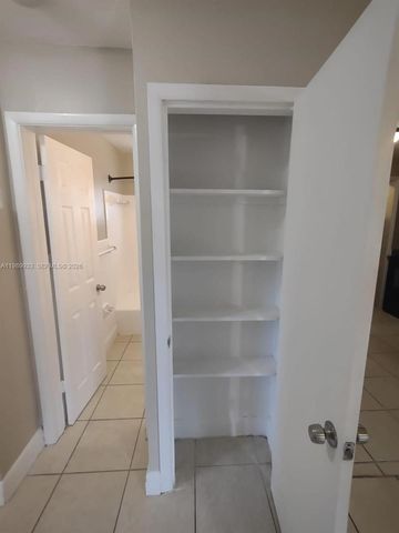 2504 NW 9th Ln 2, Wilton Manors, FL 33311