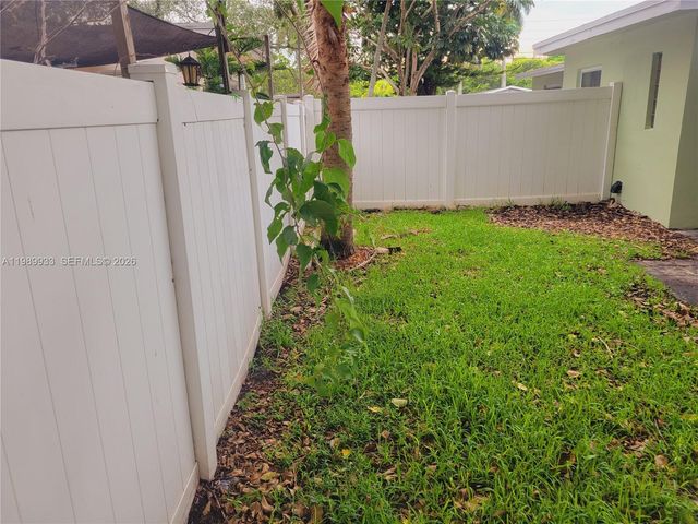 2504 NW 9th Ln 2, Wilton Manors, FL 33311