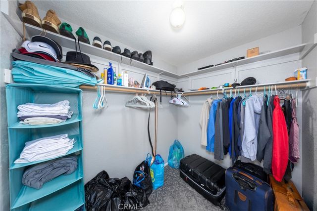 39749 Almansa Court, Murrieta, CA 92562