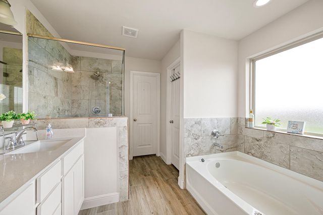 5315 Latigo Court, Alvin, TX 77511