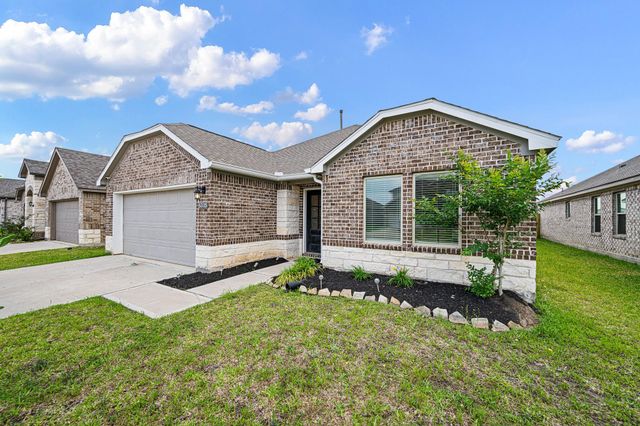 5315 Latigo Court, Alvin, TX 77511