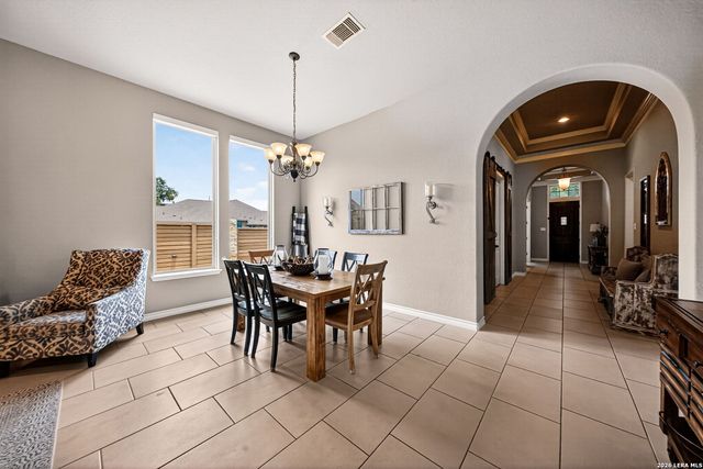 7635 Digges, San Antonio, TX 78254