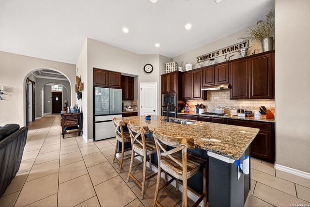 7635 Digges, San Antonio, TX 78254