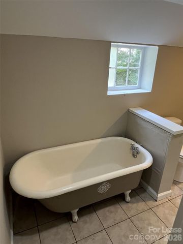 975 Old Charlotte Road SW, Concord, NC 28027