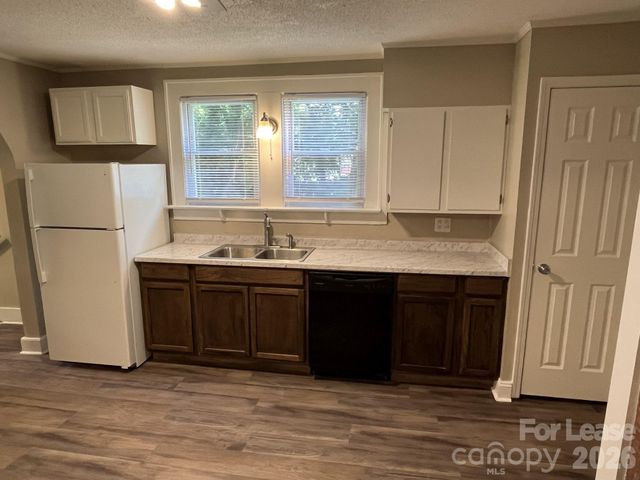 975 Old Charlotte Road SW, Concord, NC 28027
