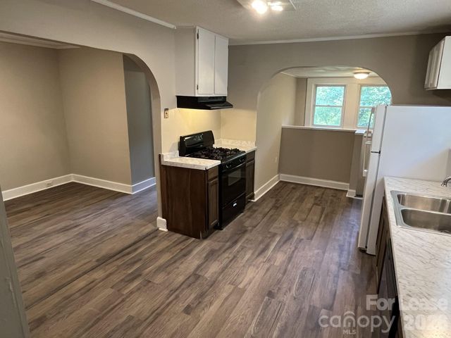 975 Old Charlotte Road SW, Concord, NC 28027
