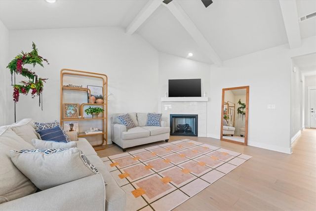 731 Dillon Street, Bentonville, AR 72713