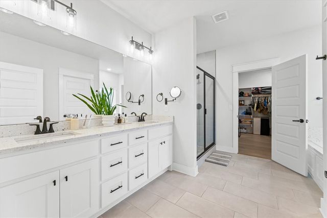 731 Dillon Street, Bentonville, AR 72713