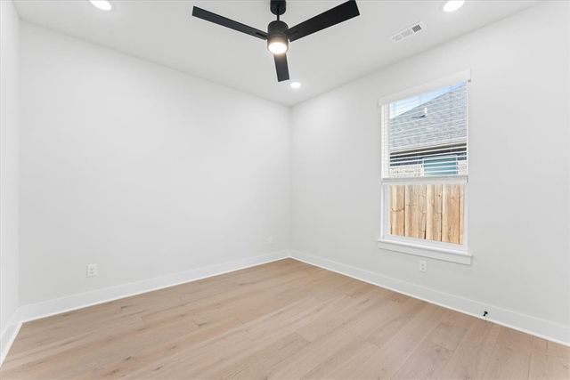 731 Dillon Street, Bentonville, AR 72713