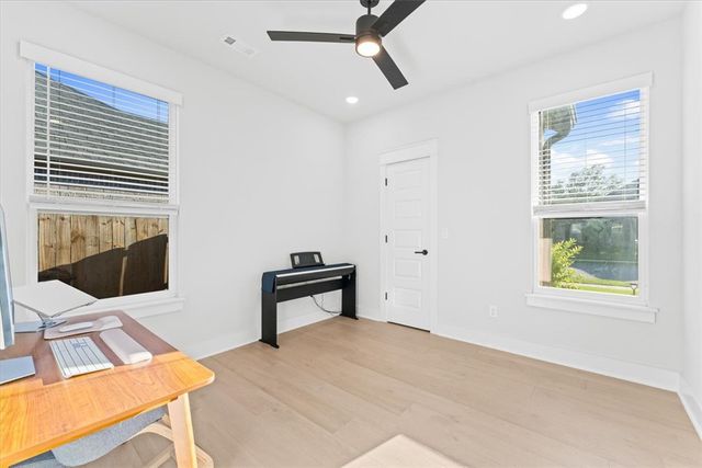 731 Dillon Street, Bentonville, AR 72713