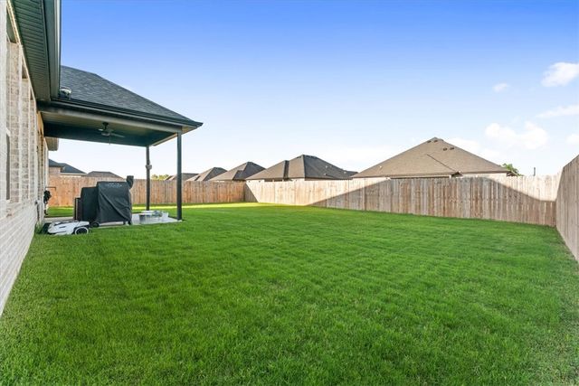 731 Dillon Street, Bentonville, AR 72713