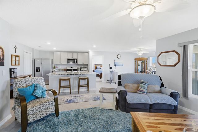 5217 SONG SPARROW TERRACE, Palmetto, FL 34221