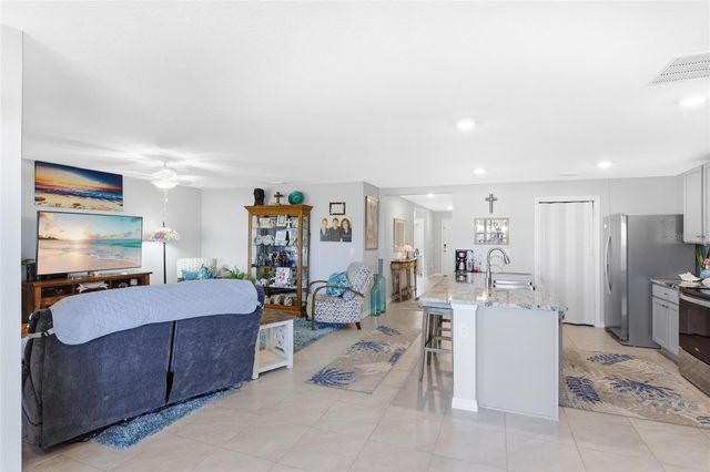 5217 SONG SPARROW TERRACE, Palmetto, FL 34221