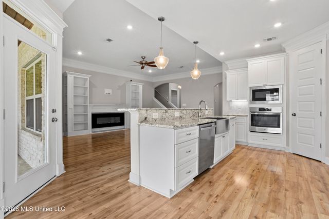 10415 E Landon Green Circle, Gulfport, MS 39503