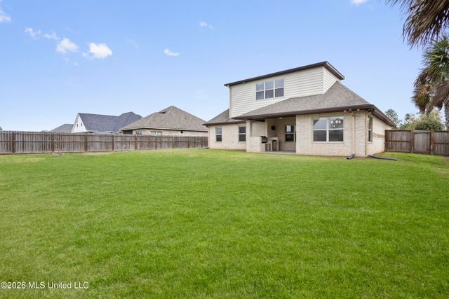 10415 E Landon Green Circle, Gulfport, MS 39503