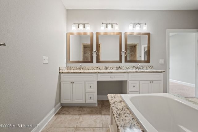 10415 E Landon Green Circle, Gulfport, MS 39503