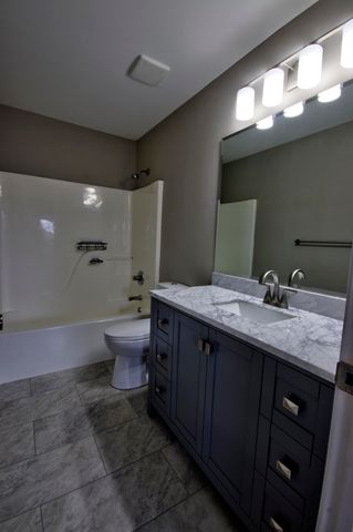 6189 Woodcrest Drive, Burlington, KY 41005