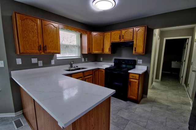 6189 Woodcrest Drive, Burlington, KY 41005