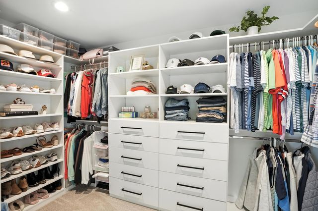 13410 Camas Drive, St. John, IN 46373