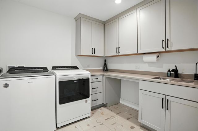 13410 Camas Drive, St. John, IN 46373