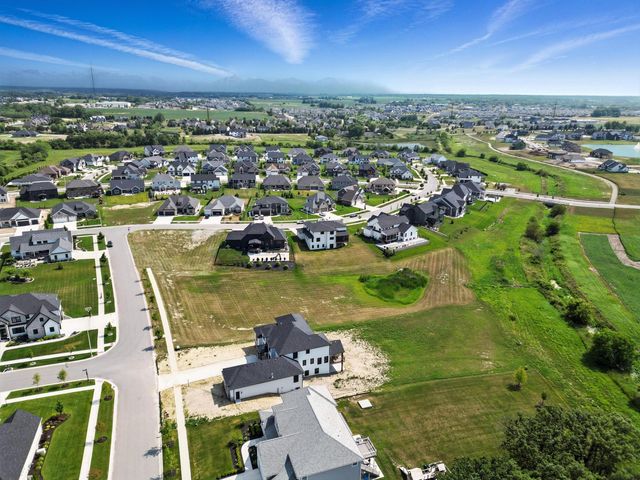 13410 Camas Drive, St. John, IN 46373