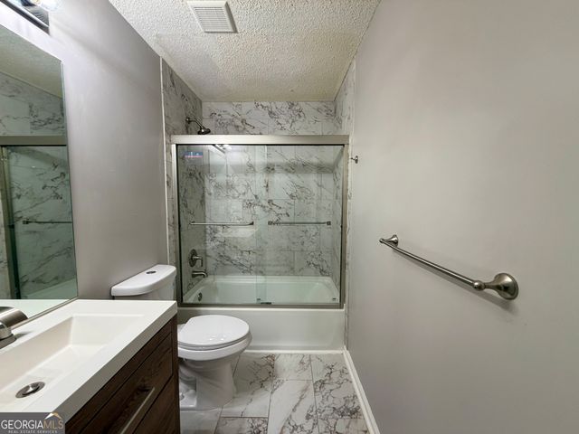 3354 Waggoner Lane, Rex, GA 30273