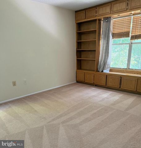 96 WILLOW CT, Hamilton, NJ 08619