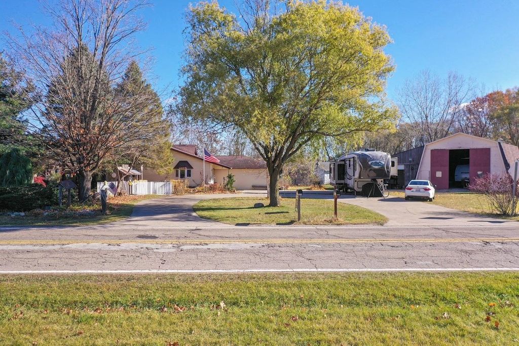 5078 Castle Road, Otter Lake, MI 48464