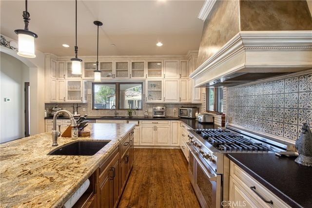 31280 Pescado, Temecula, CA 92592