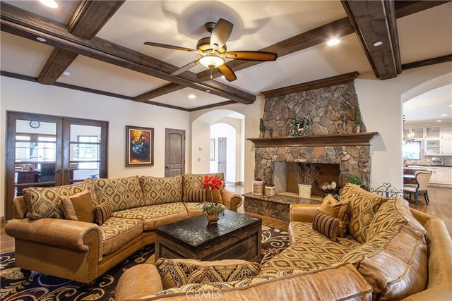 31280 Pescado, Temecula, CA 92592