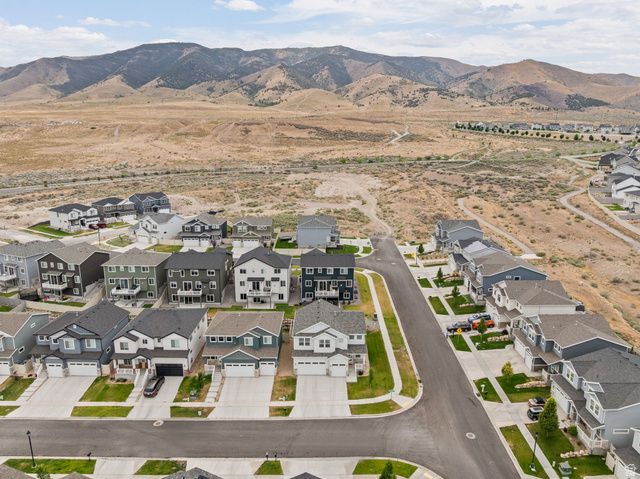 3317 S WILD OAK RD, Saratoga Springs, UT 84045
