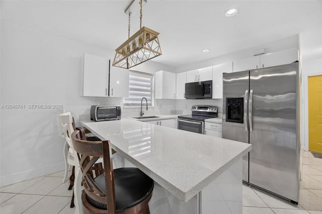 738 SW 7th Ter, Florida City, FL 33034
