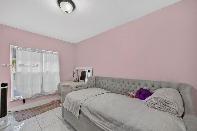738 SW 7th Ter, Florida City, FL 33034
