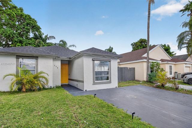 738 SW 7th Ter, Florida City, FL 33034