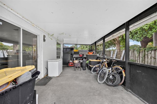 738 SW 7th Ter, Florida City, FL 33034