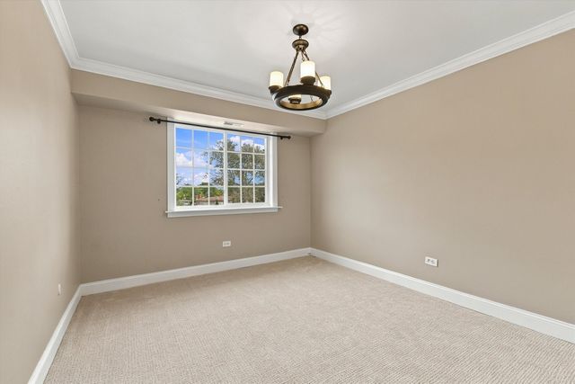 1627 N Windsor Drive 305, Arlington Heights, IL 60004