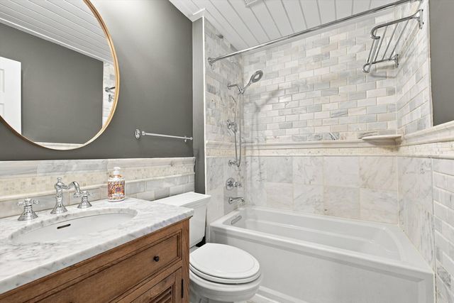 1627 N Windsor Drive 305, Arlington Heights, IL 60004