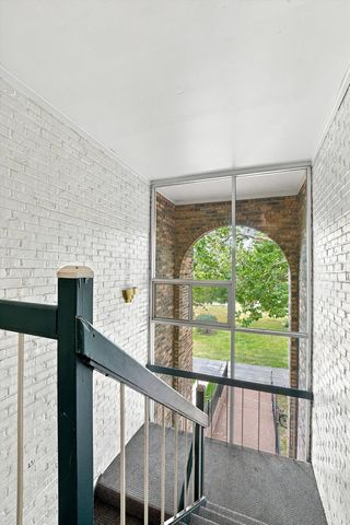1627 N Windsor Drive 305, Arlington Heights, IL 60004