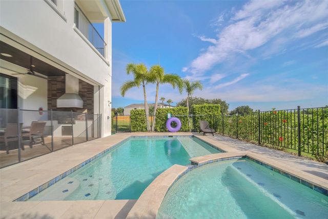 837 DESERT MOUNTAIN COURT, Reunion, FL 34747