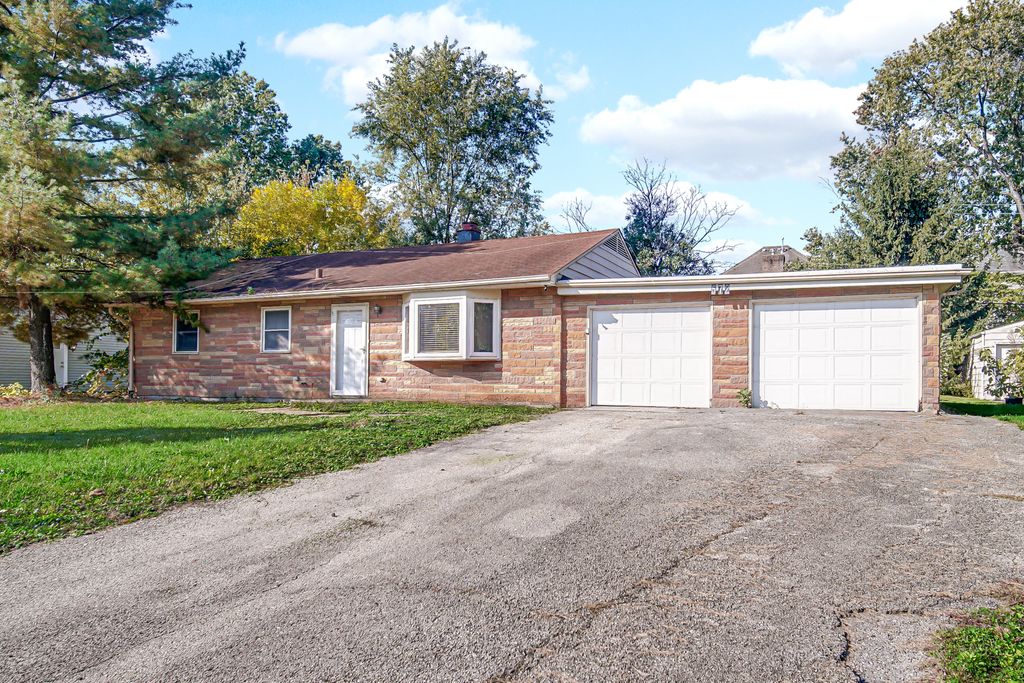 5720 S Madison Street, Hinsdale, IL 60521