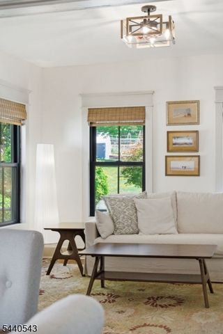 273 N Main St, Lambertville City, NJ 08530