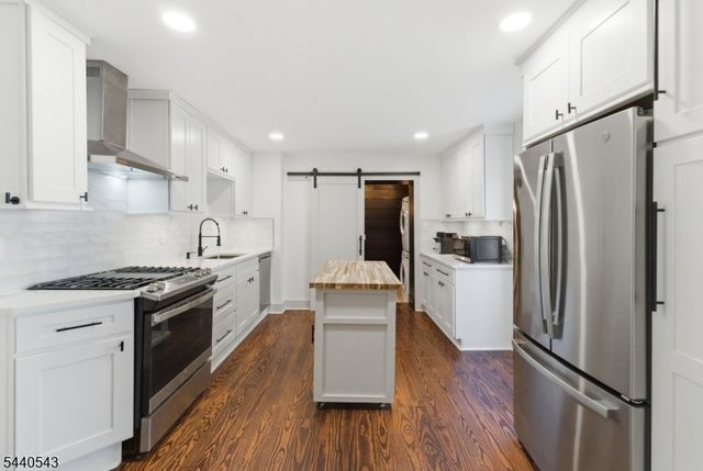 273 N Main St, Lambertville City, NJ 08530