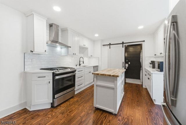 273 N Main St, Lambertville City, NJ 08530