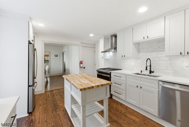 273 N Main St, Lambertville City, NJ 08530