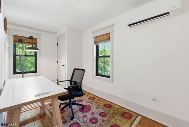 273 N Main St, Lambertville City, NJ 08530