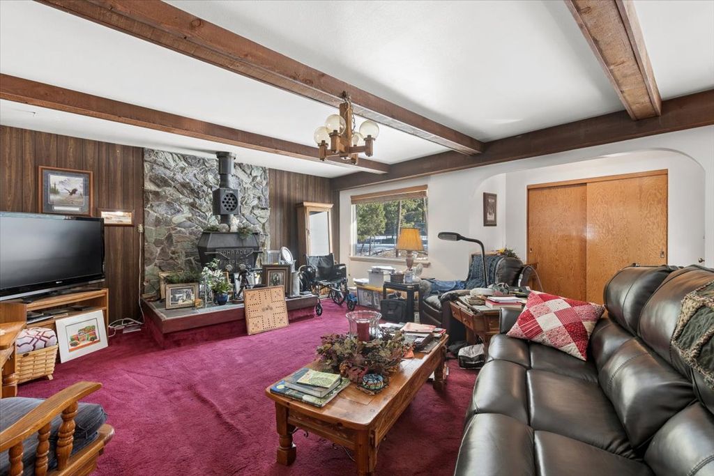 2260 E Lakeshore Drive, Whitefish, MT 59937 photo 12