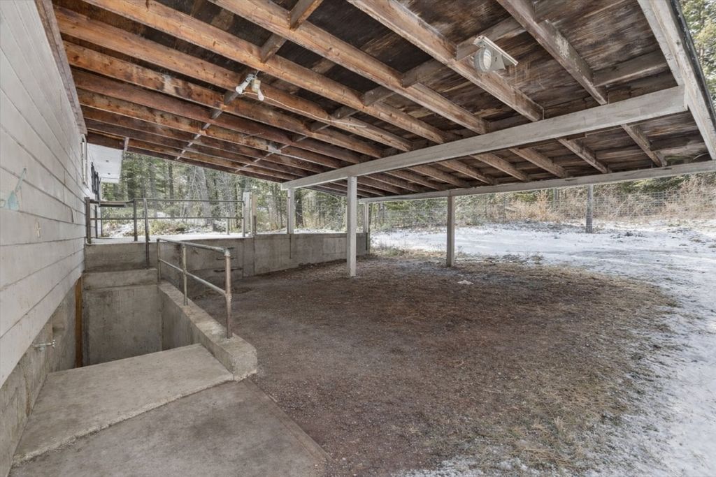 2260 E Lakeshore Drive, Whitefish, MT 59937 photo 23