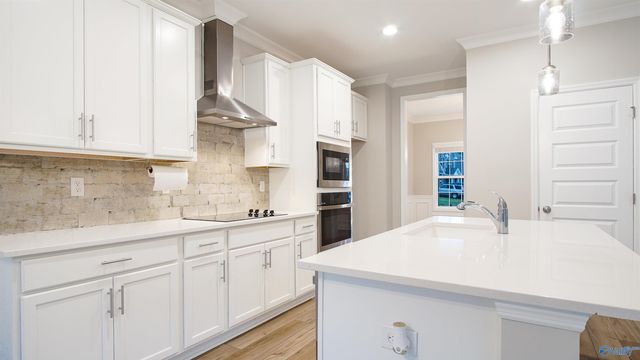 1900 Rae Court, Hartselle, AL 35640