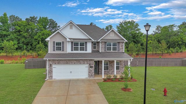 1900 Rae Court, Hartselle, AL 35640