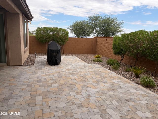 27022 W KERRY Lane, Buckeye, AZ 85396